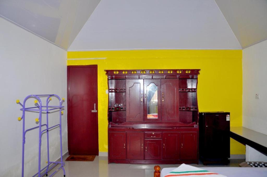 Keratheeram Beach Resort Варкала Екстериор снимка