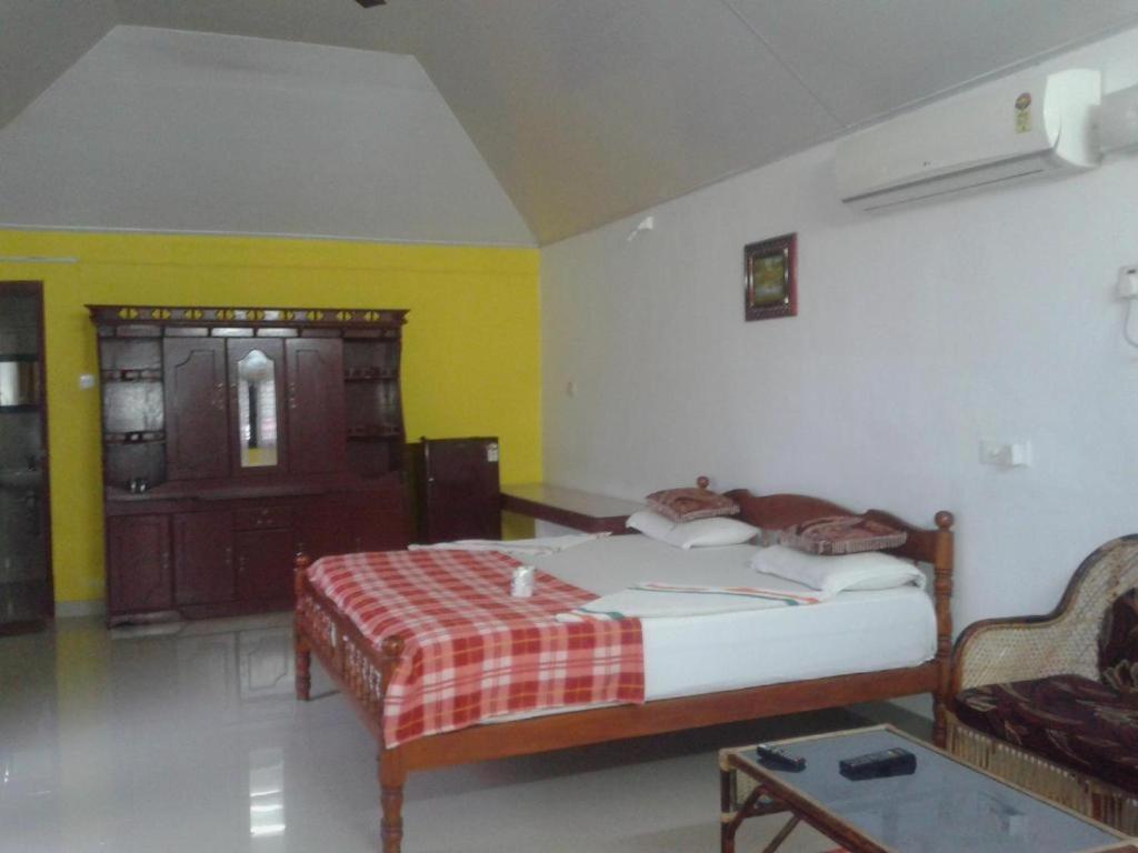 Keratheeram Beach Resort Варкала Екстериор снимка