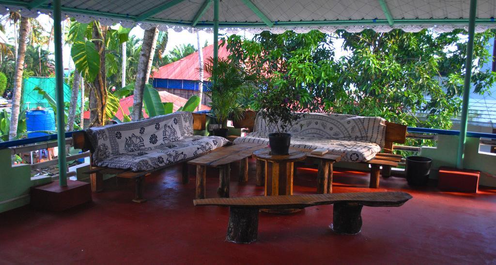 Keratheeram Beach Resort Варкала Екстериор снимка