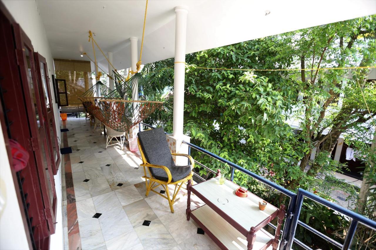 Keratheeram Beach Resort Варкала Екстериор снимка